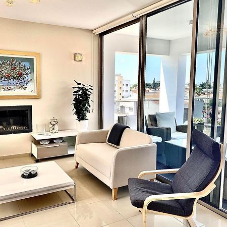 The Penthouse 401 Apartment Larnaca Ngoại thất bức ảnh