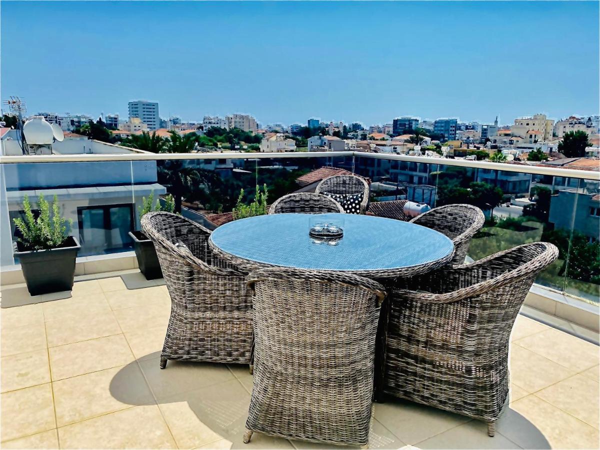 The Penthouse 401 Apartment Larnaca Ngoại thất bức ảnh