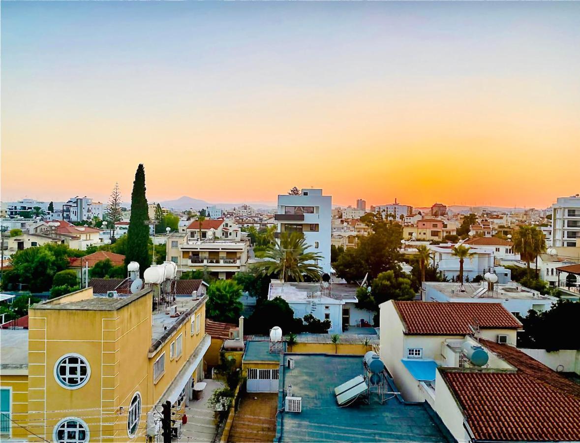 The Penthouse 401 Apartment Larnaca Ngoại thất bức ảnh